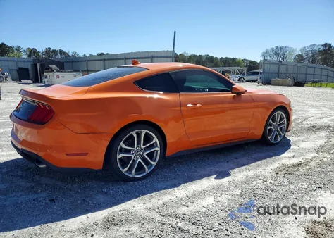 2021 Ford Mustang z USA, uszkodzony, nr VIN 1FA6P8TH7M5140082